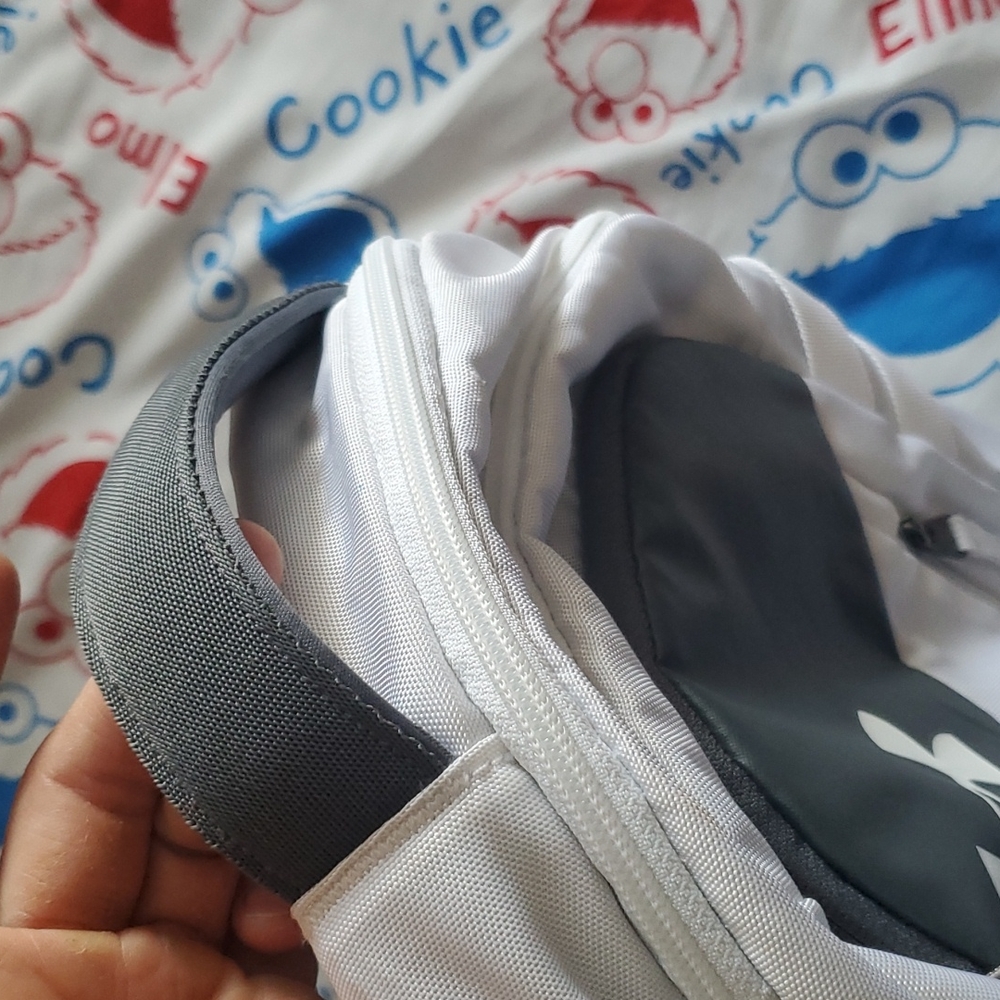 Backpack - Picture 2 of 4